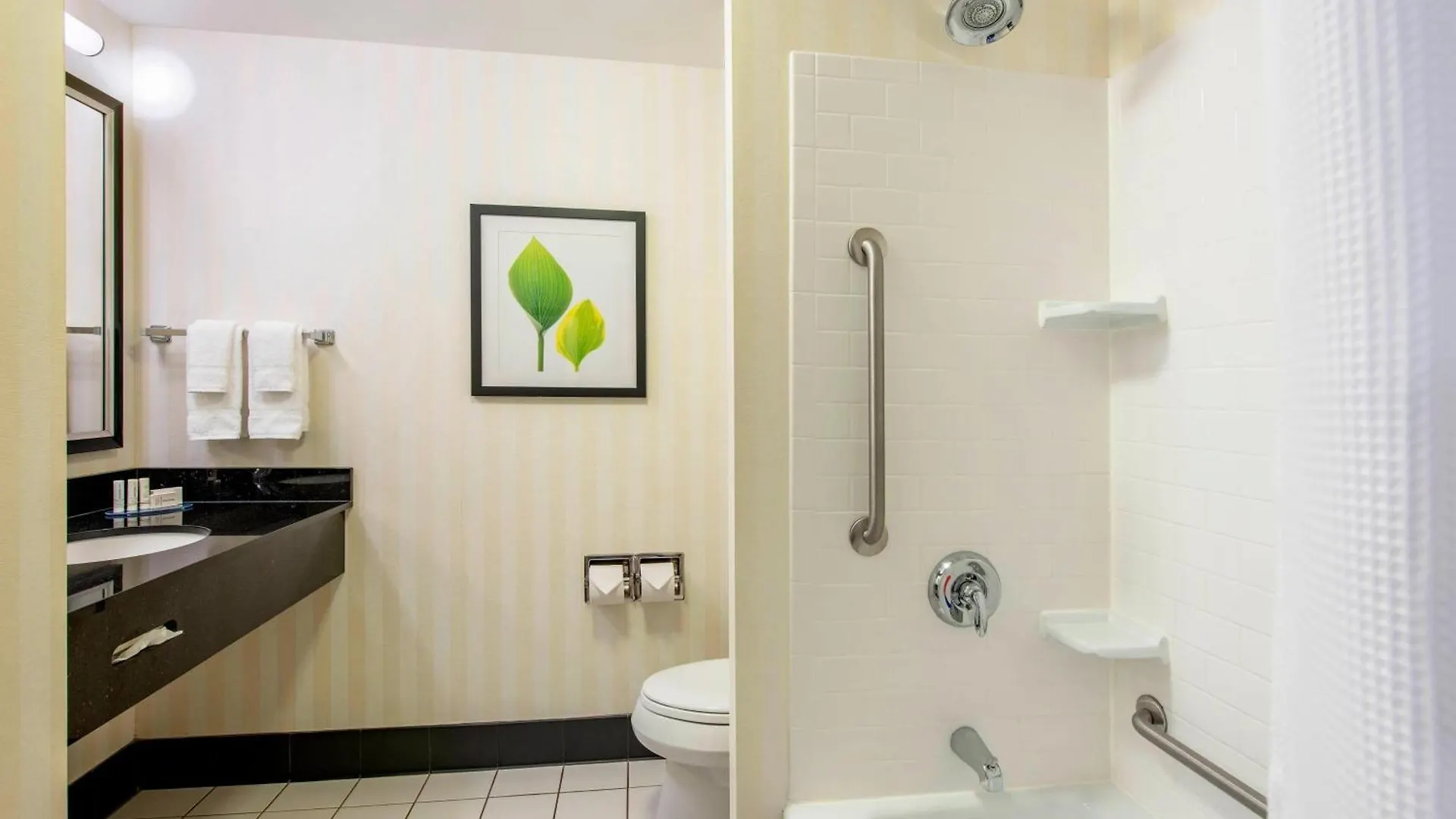 Fairfield Inn & Suites By Marriott Winnipeg Hotel