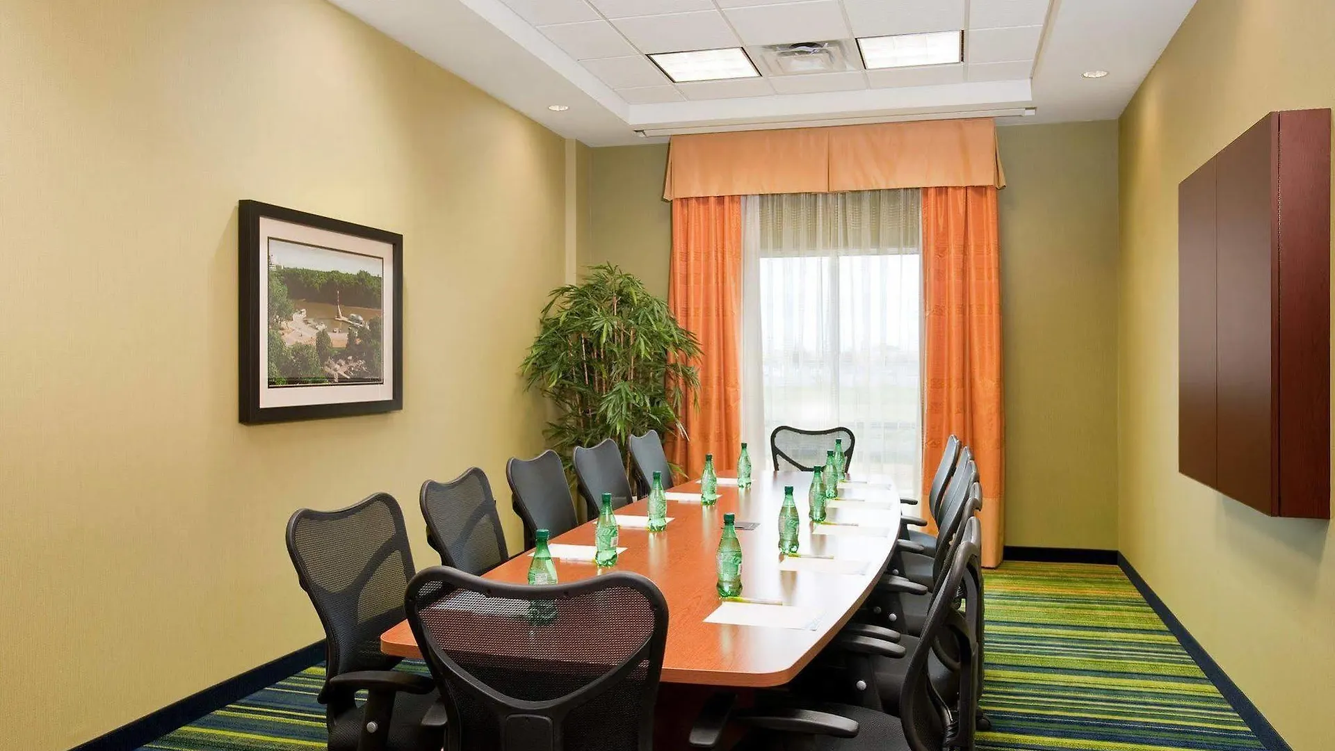 Отель Fairfield Inn & Suites By Marriott Виннипег