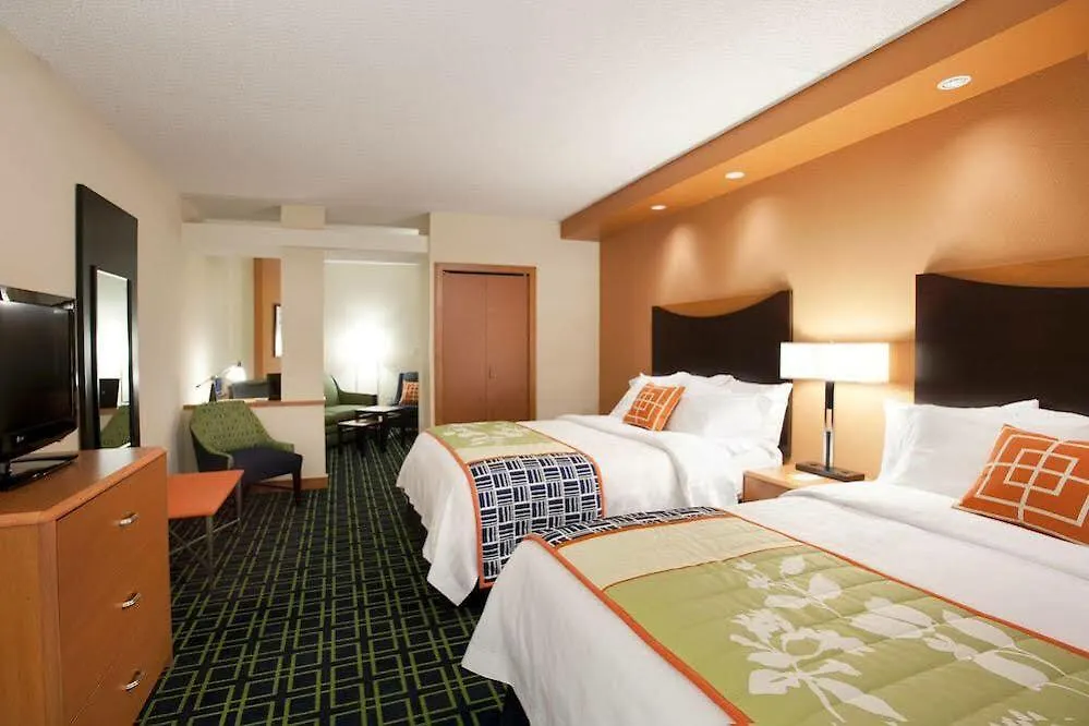 Отель Fairfield Inn & Suites By Marriott Виннипег