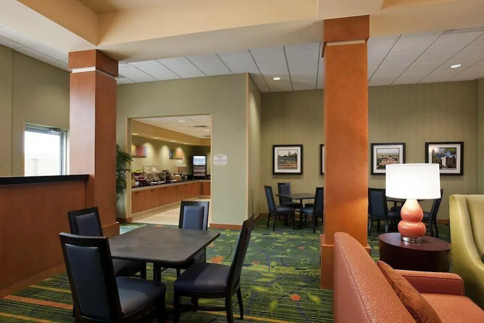Fairfield Inn & Suites By Marriott Winnipeg